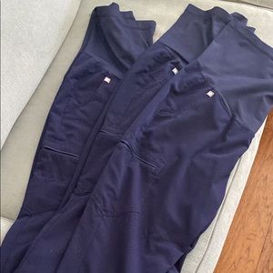 Three pairs Figs Maternity joggers-Navy